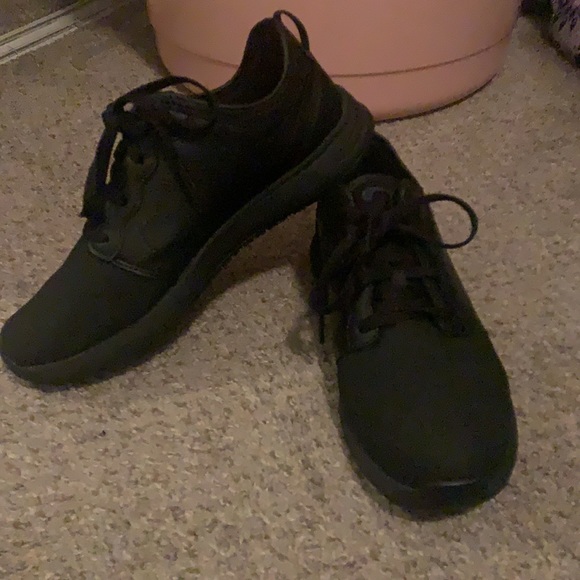 Black Dr. Scholl’s work shoes - Picture 2 of 4